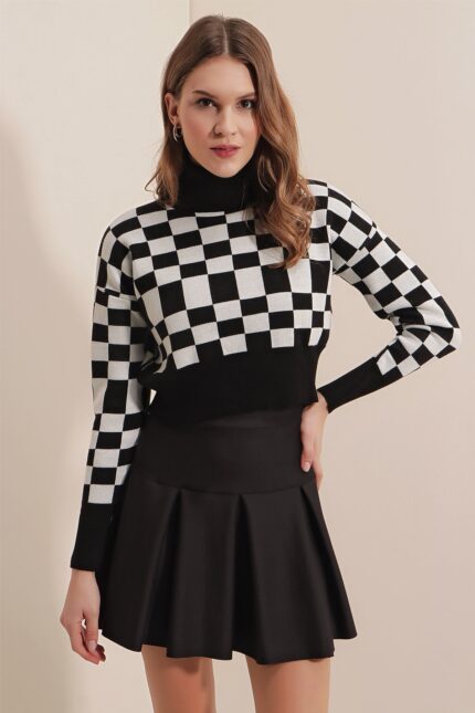 <tc>Pull crop à col roulé carré 15810</tc>