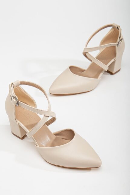 <tc>Chaussures à talons Basil</tc>