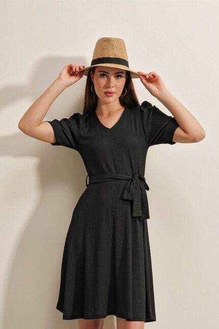 <tc>Robe en tricot avec ceinture 2370</tc>