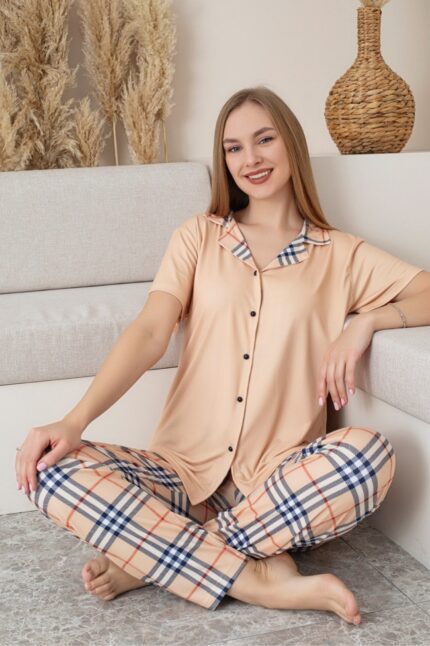 <tc>Ensemble de pyjama Dreamy Milan avec chemise à manches courtes à carreaux et boutons</tc>