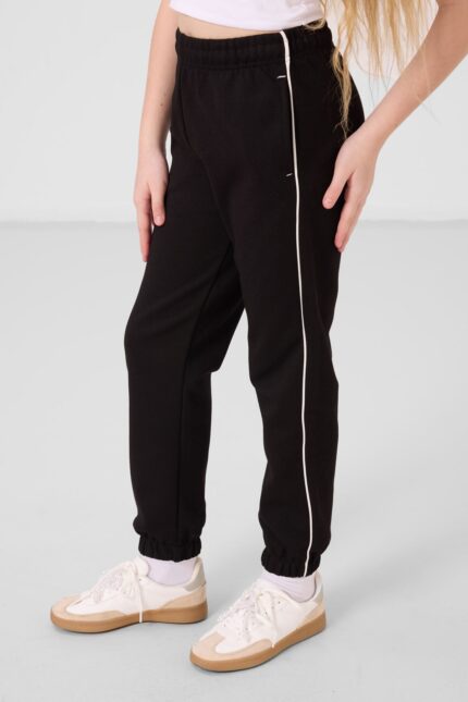 <tc>Ensemble fille en survêtement écru et noir, col rond, imprimé, bas élastiqués, coupe standard – 75186_x000D_

</tc>