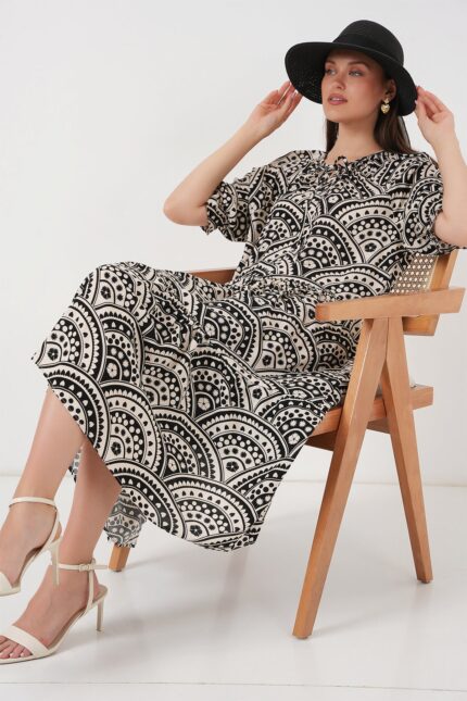 <tc>Robe courte à manches courtes avec motif pour femme - 2553._x000D_

</tc>